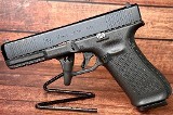 GLOCK 17, G17 Gen 5 9MM LUGER (9x19 PARA) - 1 of 3
