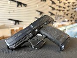 HECKLER & KOCH USP COMPACT .45 ACP - 1 of 3