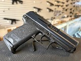 HECKLER & KOCH USP COMPACT .45 ACP - 2 of 3