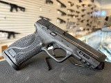 SMITH & WESSON M&P40 M2.0 .40 S&W - 3 of 3