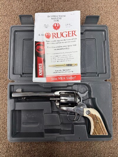 RUGER New Vaquero NRA 25 Years 1993-2017 .45 LC - Image 1 of 3