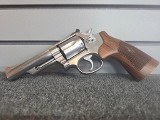SMITH & WESSON 66-4 .357 MAG - 2 of 3