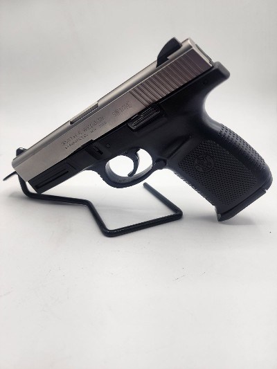 SMITH & WESSON SW40VE .40 S&W - Image 1 of 3