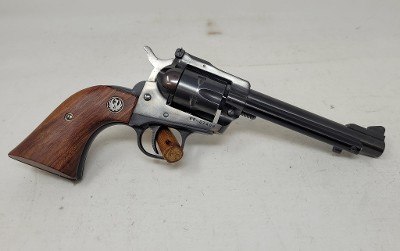 RUGER NEW MODEL SINGLE-SIX .22 CAL - Image 1 of 3
