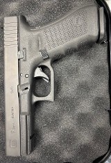 GLOCK G17 GEN 4 9MM LUGER (9x19 PARA) - 2 of 3