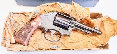 SMITH & WESSON MODEL 10-5 CHAMBERED IN .38 SPL .38 SPL - Image 2 of 3