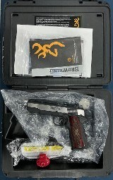 Browning 1911-380 Black Label Medallion Pro .380 ACP - 1 of 3