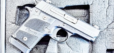 SIG SAUER P938 CHAMBERED IN 9MM 9MM LUGER (9x19 PARA) - Image 2 of 3