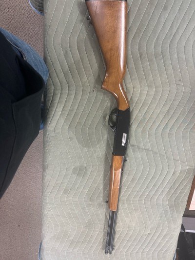 WINCHESTER 190 .22 LR - Image 1 of 3