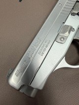 SIG SAUER 239 SAS 9MM LUGER (9X19 PARA) - Image 3 of 3