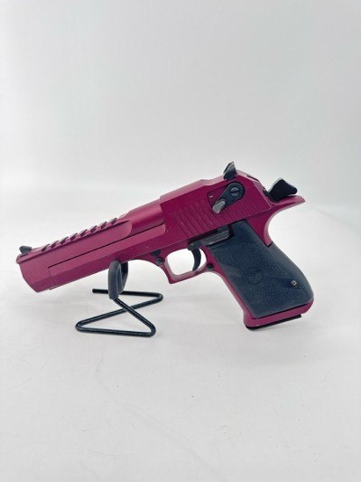 MAGNUM RESEARCH DESERT EAGLE PISTOL 44 - Image 1 of 3