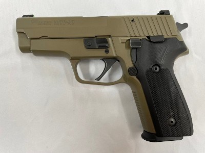 SIG SAUER M11-A1 9MM LUGER (9x19 PARA) - Image 1 of 3