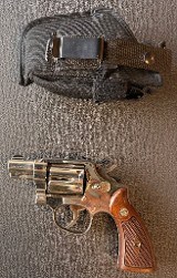 SMITH & WESSON MODEL 31 .38 SPL - 3 of 3