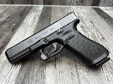 GLOCK 17 GEN 5 9MM LUGER (9x19 PARA) - 1 of 3