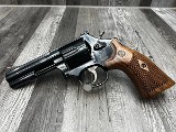 SMITH & WESSON 586-8 .357 MAG - 1 of 3