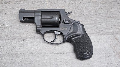 TAURUS MODEL 856 .38 SPL - Image 1 of 3