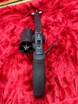 TAURUS THE JUDGE .45 LC/.410 GA - 3 of 3