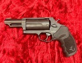 TAURUS THE JUDGE .45 LC/.410 GA - 2 of 3