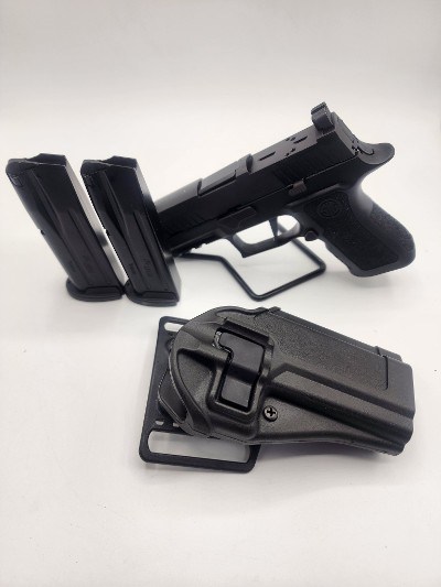 SIG SAUER P320 9MM LUGER (9x19 PARA) - Image 1 of 3