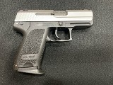 HECKLER & KOCH USP COMPACT .40 S&W - 2 of 3