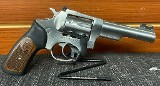 RUGER SP101 .22 LR - Image 2 of 3