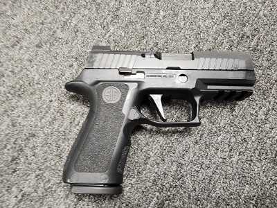SIG SAUER P320 X-COMPACT 9MM LUGER (9x19 PARA) - Image 2 of 3