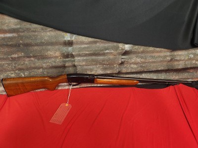 REMINGTON 552SPEEDMASTER .22 CAL - Image 1 of 3
