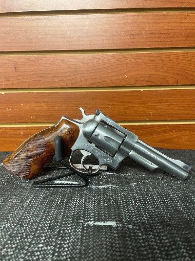 RUGER SECURITY.357 MAG - Image 1 of 3