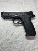 SMITH & WESSON M&P 40 .40 S&W - 3 of 3