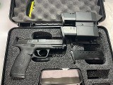 SMITH & WESSON M&P 40 .40 S&W - 1 of 3