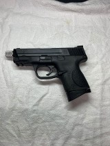 SMITH & WESSON M&P 40C THREADED .40 S&W - 2 of 3