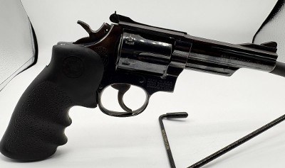 SMITH & WESSON 19- 4 .357 MAG - Image 2 of 3