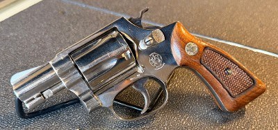 SMITH & WESSON MODEL 36 .38 SPL - Image 1 of 3