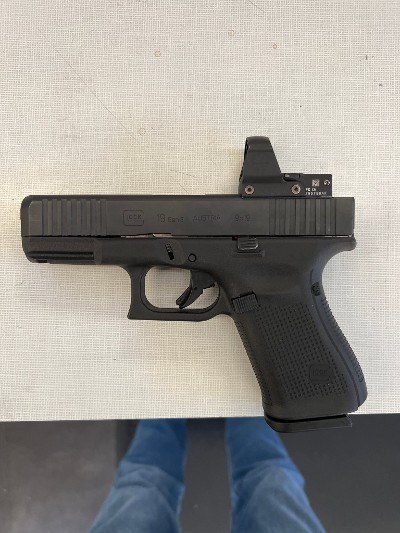 GLOCK G19 GEN 5 9MM LUGER (9x19 PARA) - Image 1 of 2