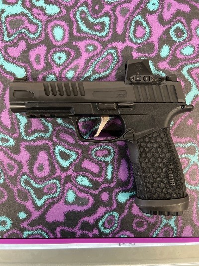 SIG SAUER P365 FUSE 9MM LUGER (9X19 PARA) - Image 1 of 3