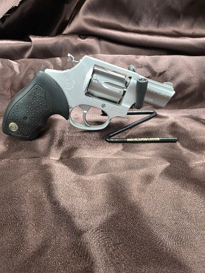 TAURUS 85 Ultra-Lite .38 SPL - Image 1 of 3