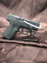 SMITH & WESSON M&P 40 shield .40 S&W - Image 1 of 3