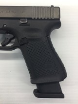 GLOCK 23 GEN5 .40 S&W - 2 of 3