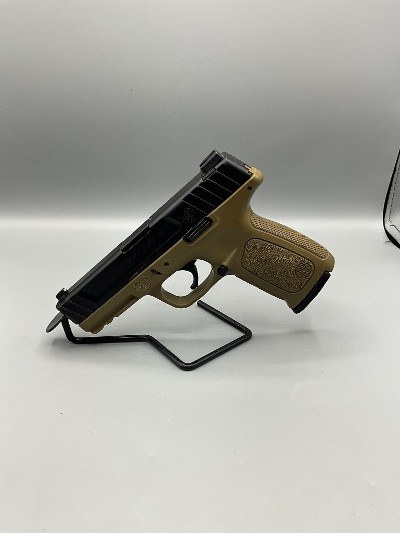 SMITH & WESSON SD40 .40 S&W - Image 1 of 3