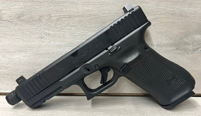 GLOCK 17 GEN 5 9MM LUGER (9x19 PARA) - Image 2 of 3