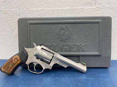 RUGER SP101 .22 LR - Image 1 of 2