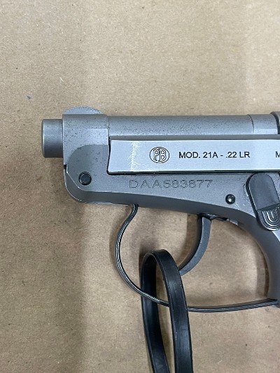 BERETTA 21A .22 LR - Image 2 of 3