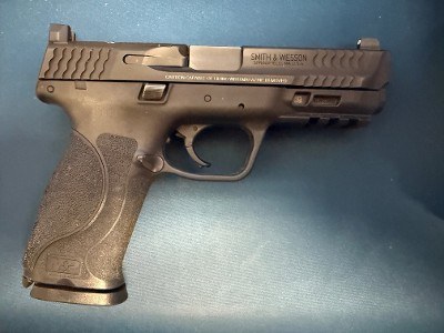 SMITH & WESSON M&P9 2.0 9MM LUGER (9x19 PARA) - Image 1 of 3
