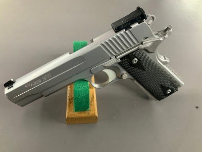 SIG SAUER 1911 TARGET FULL SIZE CA COMPLIANT .45 ACP - Image 2 of 3