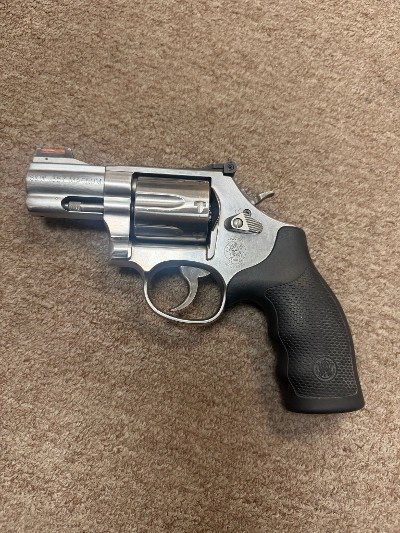 SMITH & WESSON 686 .357 MAG - Image 1 of 3