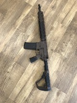 DANIEL DEFENSE M4A1 5.56 NATO AR-155.56 - 1 of 3