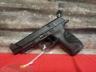 SMITH & WESSON M&P PRO .40 S&W - Image 1 of 3
