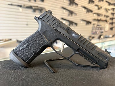 SIG SAUER P365 FUSE 9MM LUGER (9X19 PARA) - Image 2 of 3