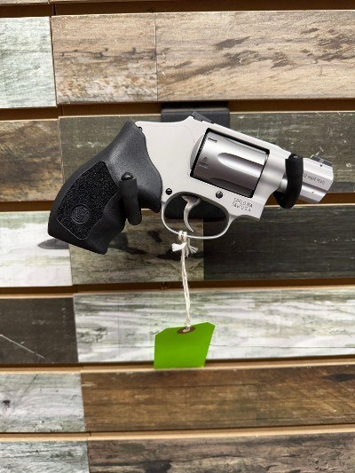 SMITH & WESSON 632 ULTIMATE CARRY .32 H&R MAG - Image 2 of 3