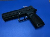 SIG SAUER P320 9MM LUGER (9x19 PARA) - Image 1 of 3